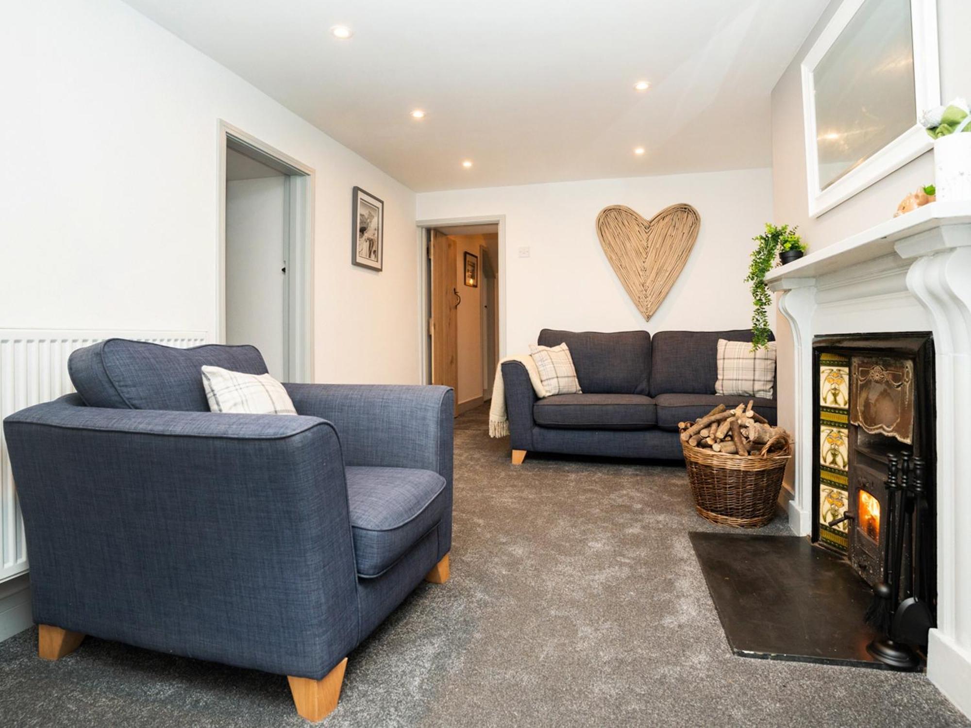 Pencefn Cottage スランザイニオレン エクステリア 写真